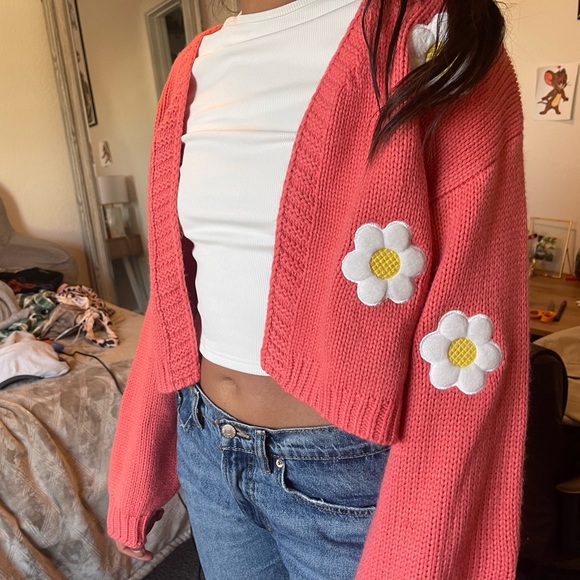 Flower Cardigan Size: Large - Picture 2 of 3